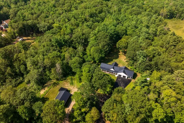 $1,799,999 | 10 Lewis Road, Kittery, ME 03904
