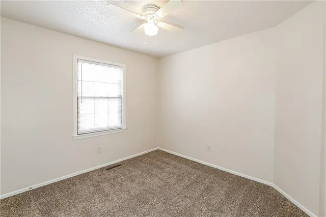 $2,275 | 1639 Southeast Boone Trail, Lee's Summit, MO 64063