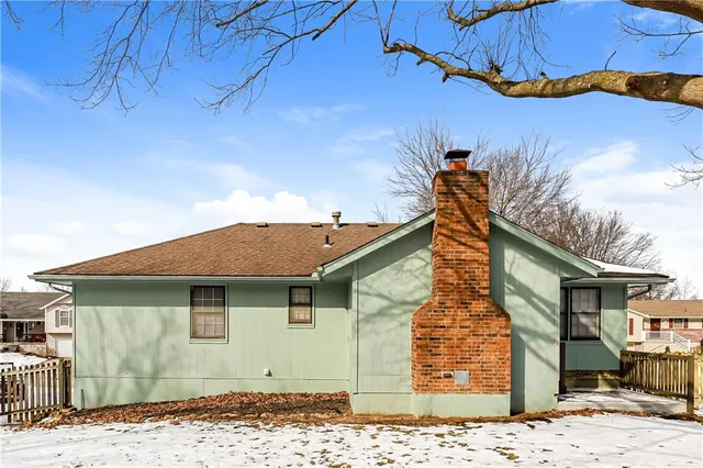 $2,275 | 1639 Southeast Boone Trail, Lee's Summit, MO 64063