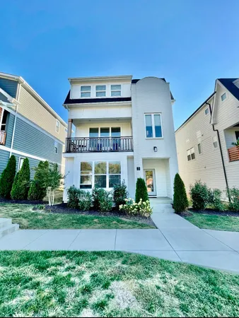 $3,500 | 530 Edwin Street, Unit 3, Nashville, TN 37207