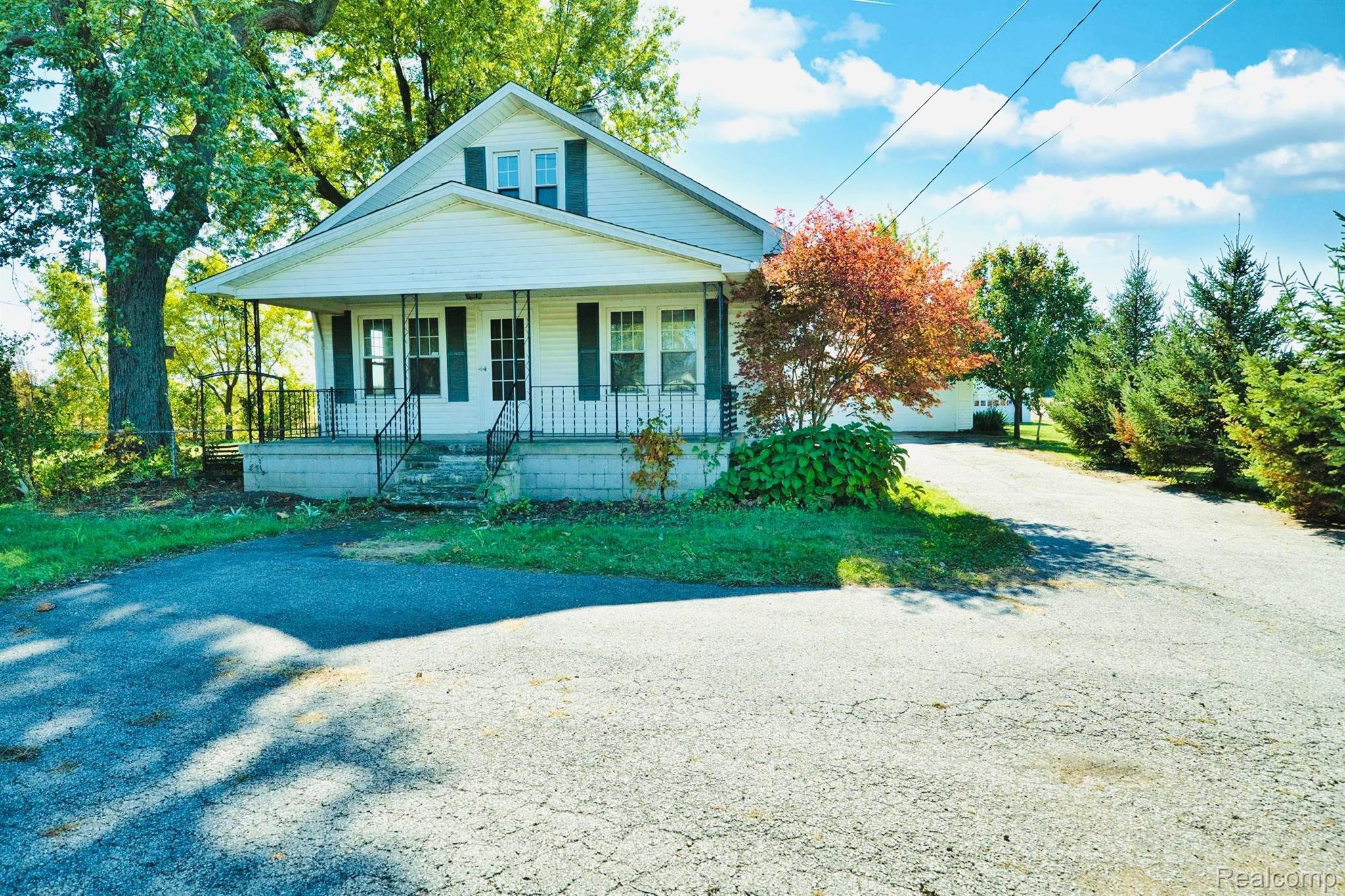 1883 Stewart Road Monroe, MI 48162 - Photo 1 of 44 Hi There! Welcome to 1883 Stewart!