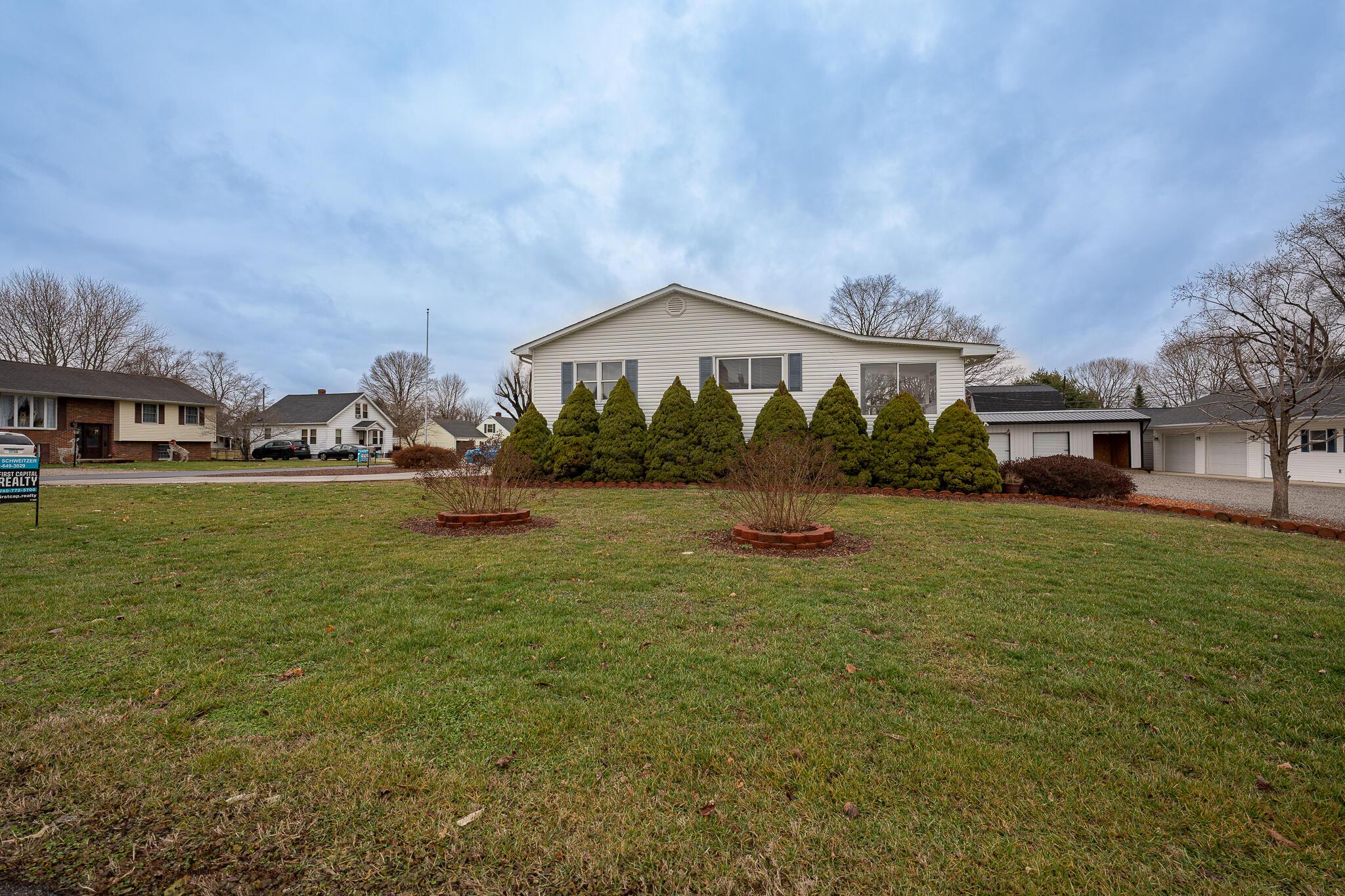 360 Midland Road Chillicothe, OH 45601 - Photo 4 of 68 1-54