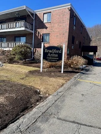 $2,500 | 80 North Warren Street, Unit 33, Woburn, MA 01801