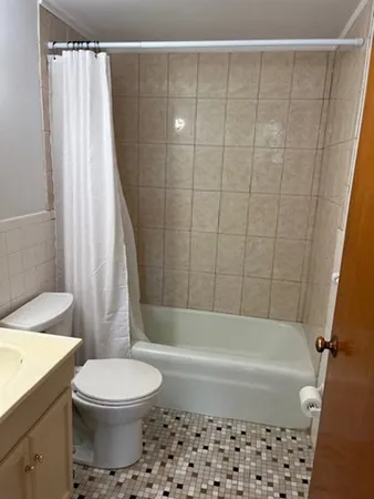 $2,500 | 80 North Warren Street, Unit 33, Woburn, MA 01801