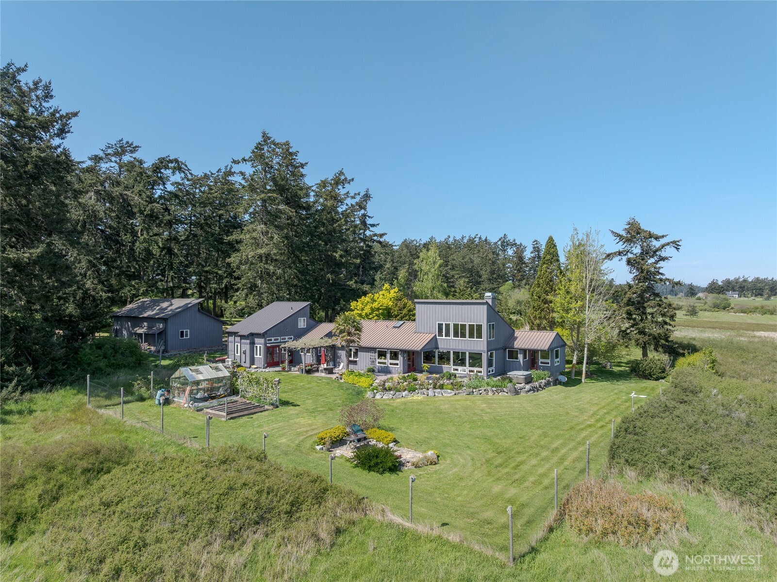 465 Davis Bay Road Lopez Island, WA 98261 - Photo 4 of 38 Gallery Image 4