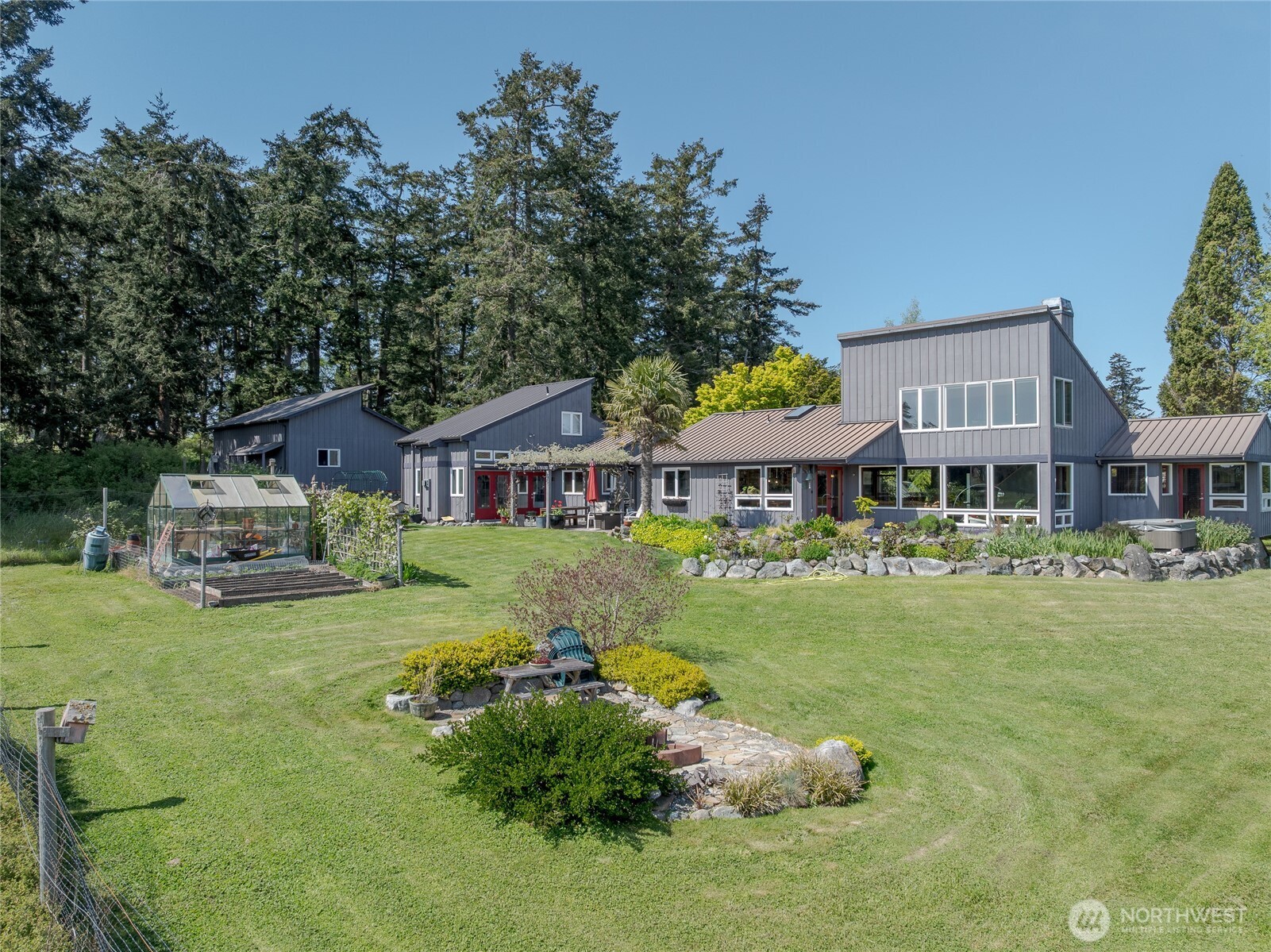 465 Davis Bay Road Lopez Island, WA 98261 - Photo 5 of 38 Gallery Image 5