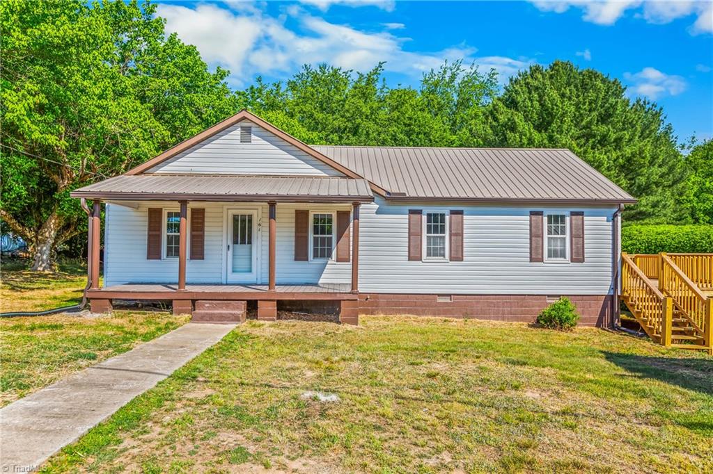 161 Cedar Forest Road Ronda, NC 28670 - Photo 1 of 26