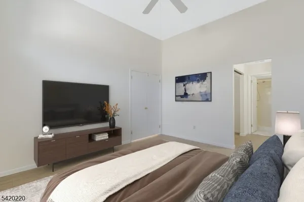 $485,000 | 412 Cardinal Lane, Bedminster, NJ 07921