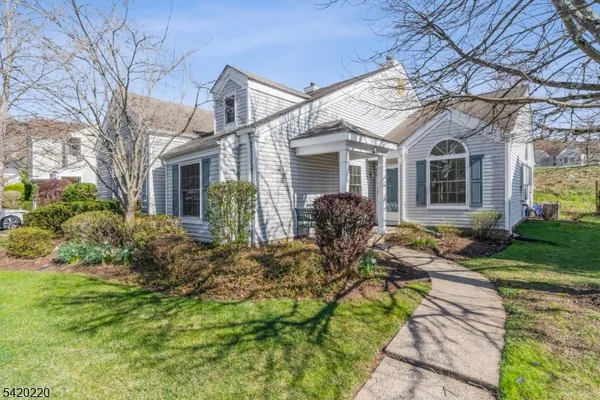 $485,000 | 412 Cardinal Lane, Bedminster, NJ 07921