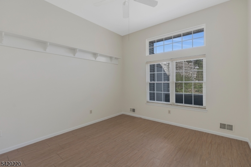 412 Cardinal Lane Bedminster, NJ 07921 - Photo 21 of 33