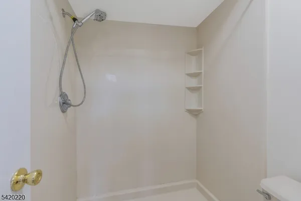$485,000 | 412 Cardinal Lane, Bedminster, NJ 07921