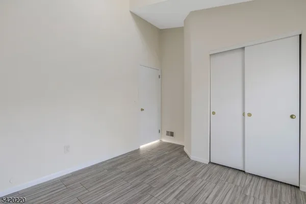 $485,000 | 412 Cardinal Lane, Bedminster, NJ 07921