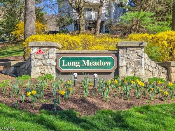 $485,000 | 412 Cardinal Lane, Bedminster, NJ 07921