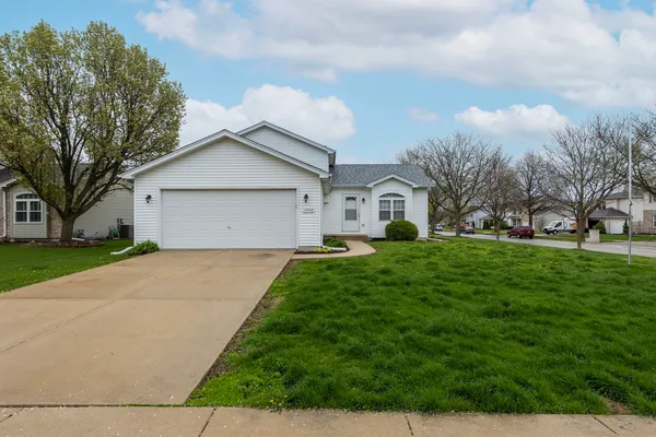 $344,500 | 1500 Green Trails Drive, Plainfield, IL 60586