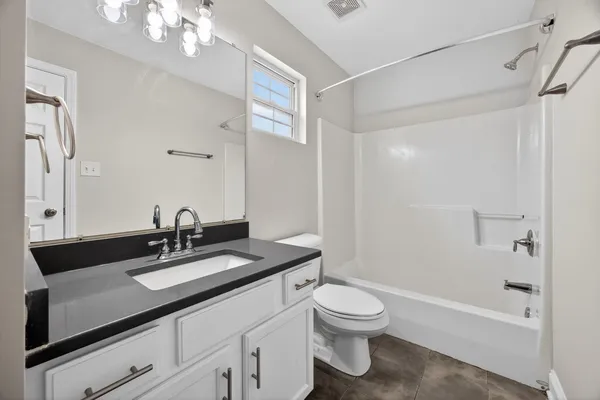 $344,500 | 1500 Green Trails Drive, Plainfield, IL 60586