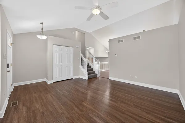 $344,500 | 1500 Green Trails Drive, Plainfield, IL 60586