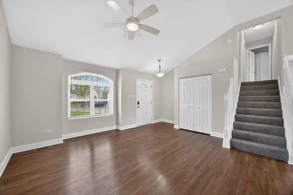 $344,500 | 1500 Green Trails Drive, Plainfield, IL 60586