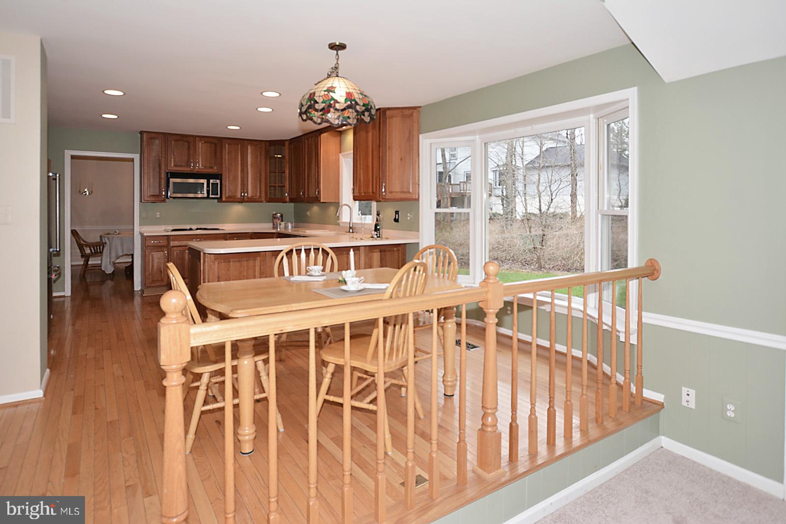 6113 Eagle Landing Road Burke, VA 22015 - Photo 15 of 41 Open view from the FR thru Kitchen to DR.
