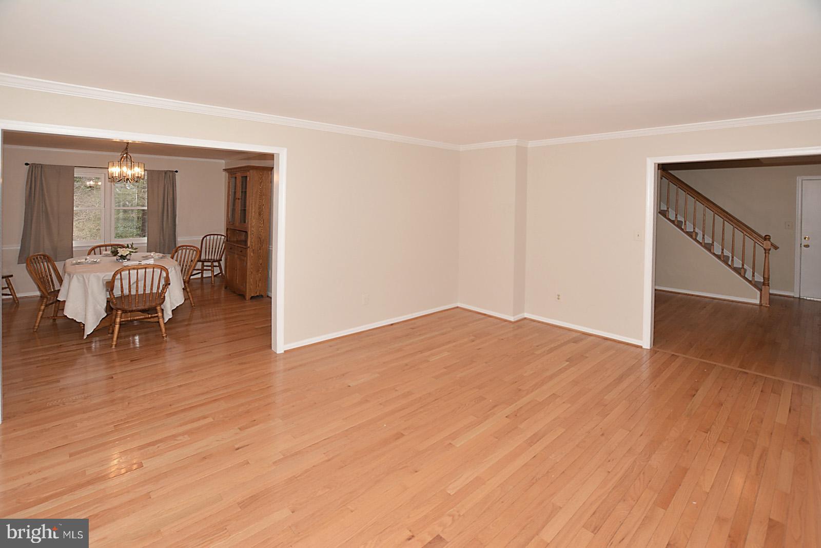 6113 Eagle Landing Road Burke, VA 22015 - Photo 41 of 41 Marvelous circular entertainment floor plan.