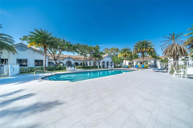 $2,480 | 2640 South University Drive, Unit 220, Davie, FL 33328