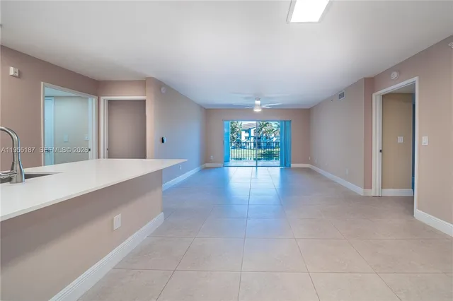 $2,480 | 2640 South University Drive, Unit 220, Davie, FL 33328