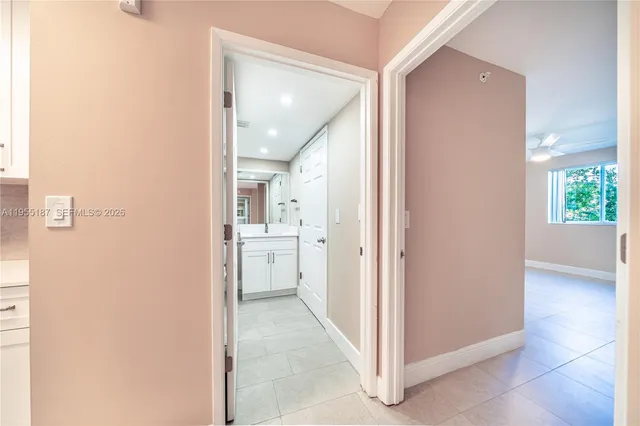 $2,480 | 2640 South University Drive, Unit 220, Davie, FL 33328