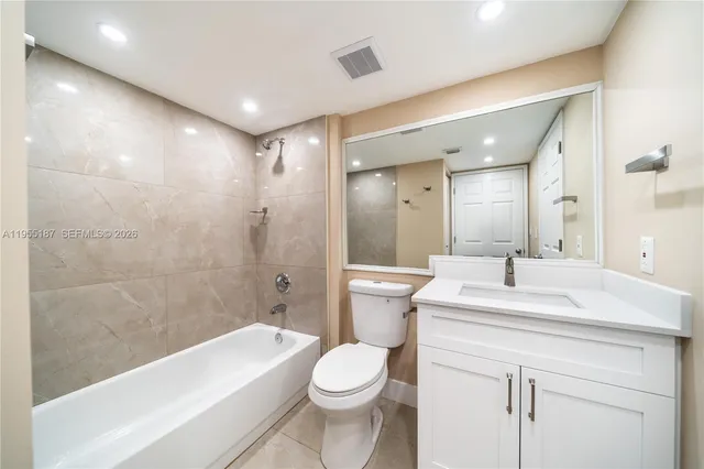 $2,480 | 2640 South University Drive, Unit 220, Davie, FL 33328