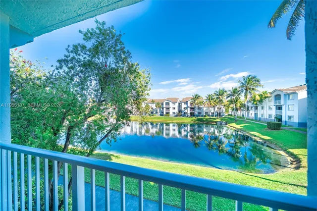 $2,480 | 2640 South University Drive, Unit 220, Davie, FL 33328