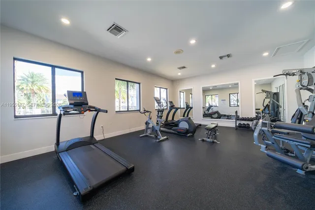 $2,480 | 2640 South University Drive, Unit 220, Davie, FL 33328