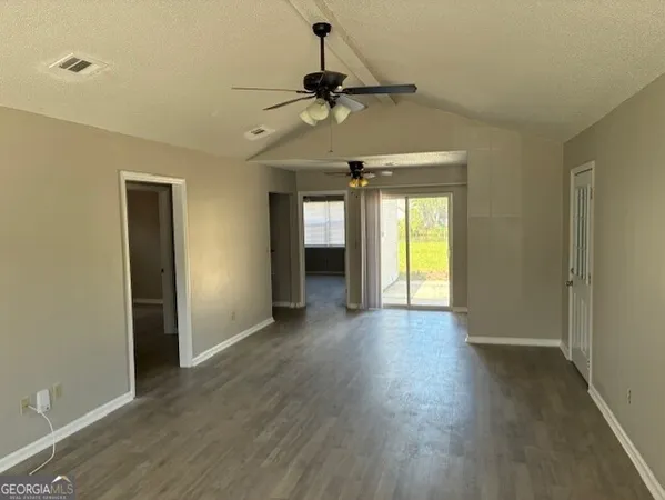 $1,650 | 332 Mission Forest Trail, Kingsland, GA 31548