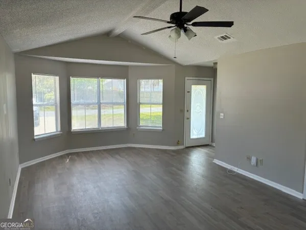 $1,650 | 332 Mission Forest Trail, Kingsland, GA 31548