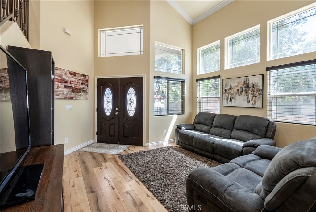 6800 Arlington Avenue Riverside, CA 92504 - Photo 5 of 25 a bedroom with furniture and a window