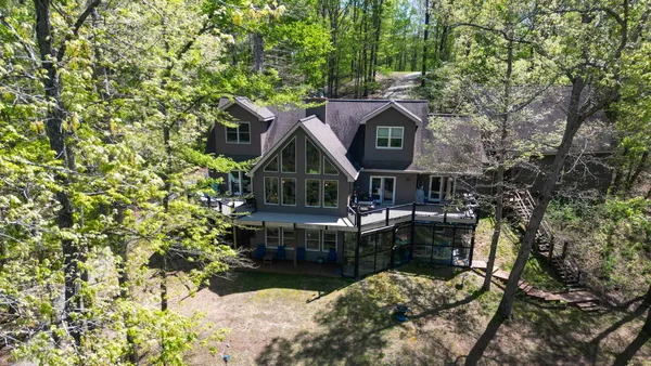 $725,000 | 554 Waterfowl Way, Cadiz, KY 42211