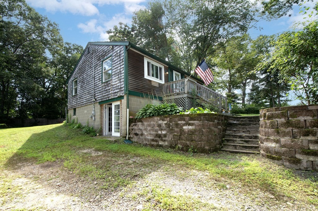 32 4th Avenue Halifax, MA 02338 - Photo 11 of 29