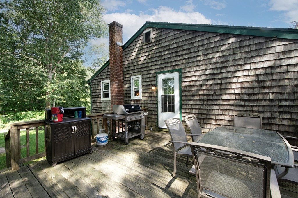 32 4th Avenue Halifax, MA 02338 - Photo 8 of 29