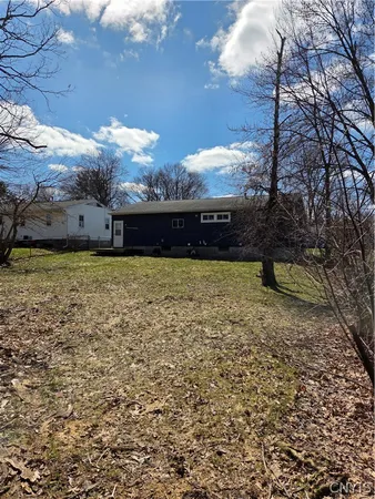 $101,200 | 220 Pleasantview Drive, Salina, NY 13088