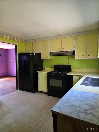 $101,200 | 220 Pleasantview Drive, Salina, NY 13088