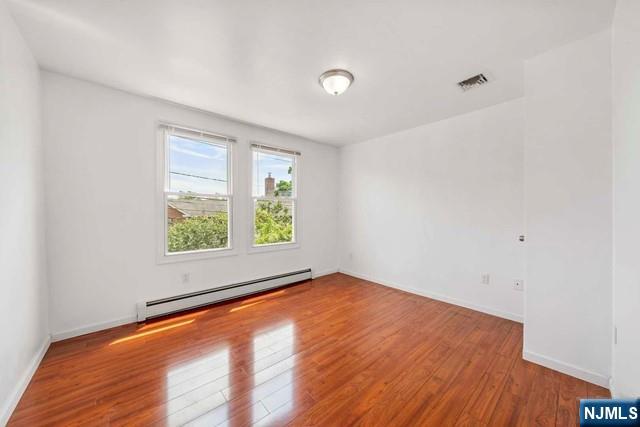 19 Intervale Road Teaneck, NJ 07666 - Photo 12 of 20