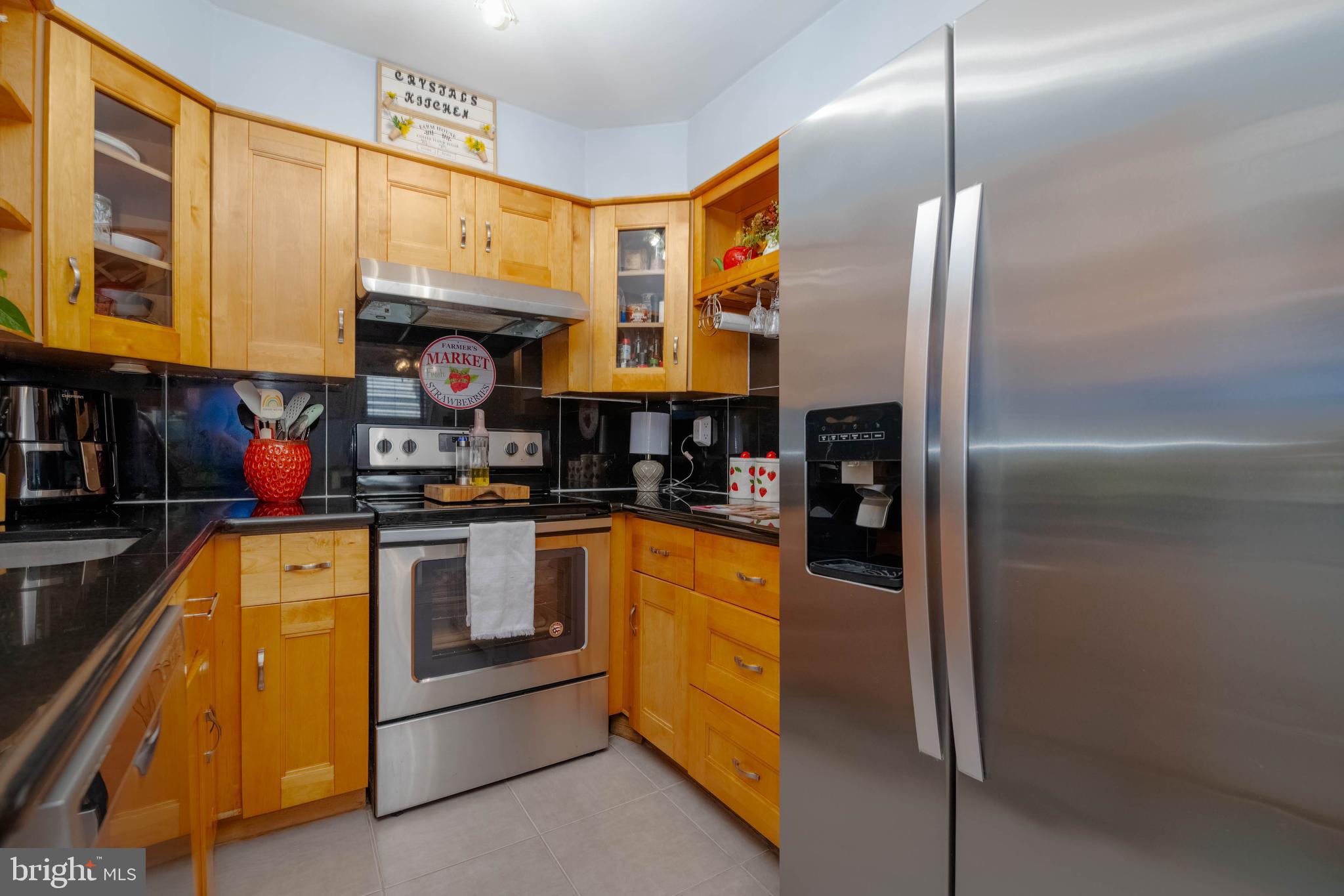 411 Warren Road Cockeysville, MD 21030 - Photo 15 of 57