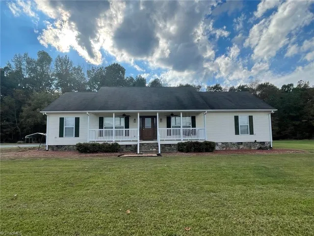 $2,000 | 6660 Alamance County Line Road, Liberty, NC 27298