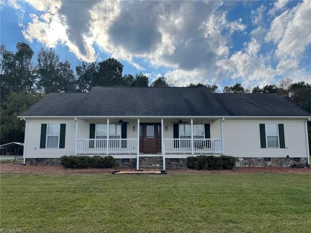 $2,000 | 6660 Alamance County Line Road, Liberty, NC 27298