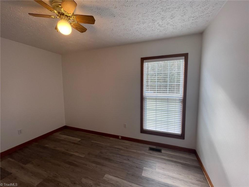 6660 Alamance County Line Road Liberty, NC 27298 - Photo 8 of 24