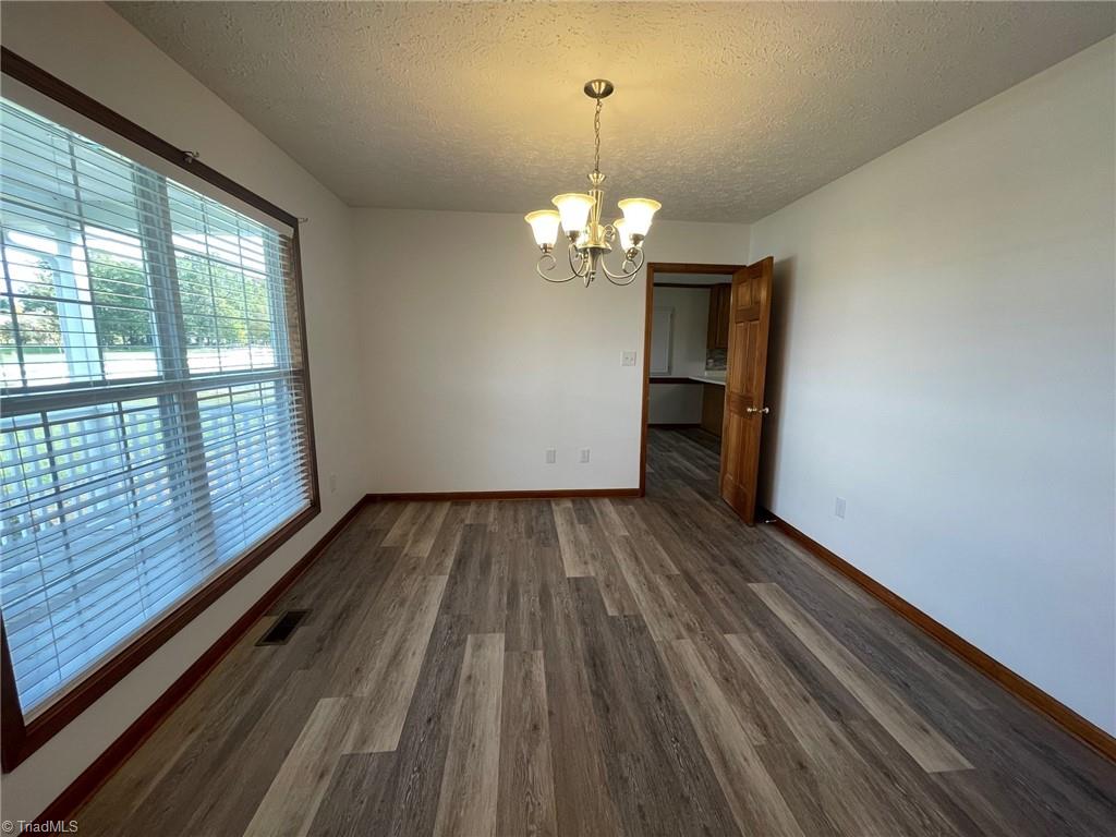 6660 Alamance County Line Road Liberty, NC 27298 - Photo 10 of 24