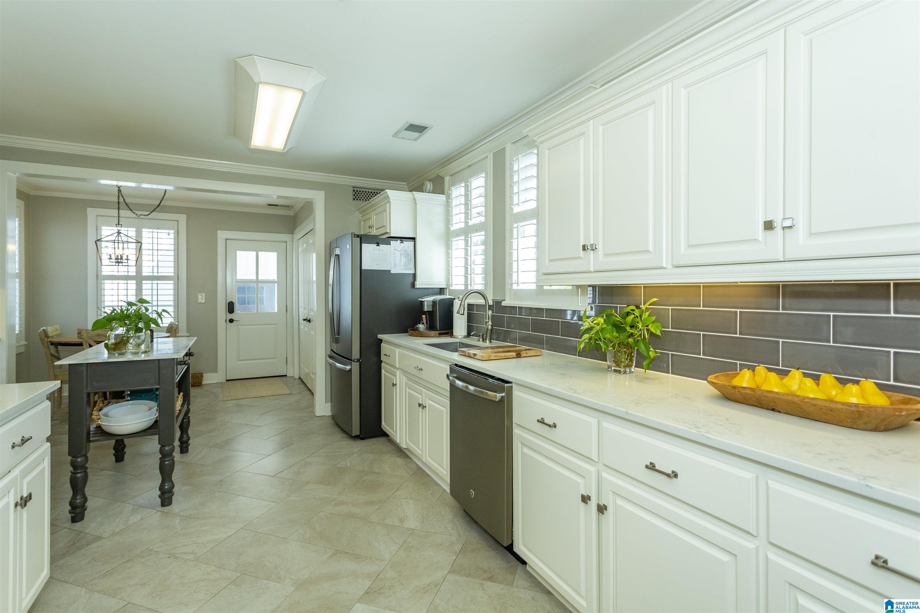 5449 Sutherland Road Mount Olive, AL 35117 - Photo 14 of 69