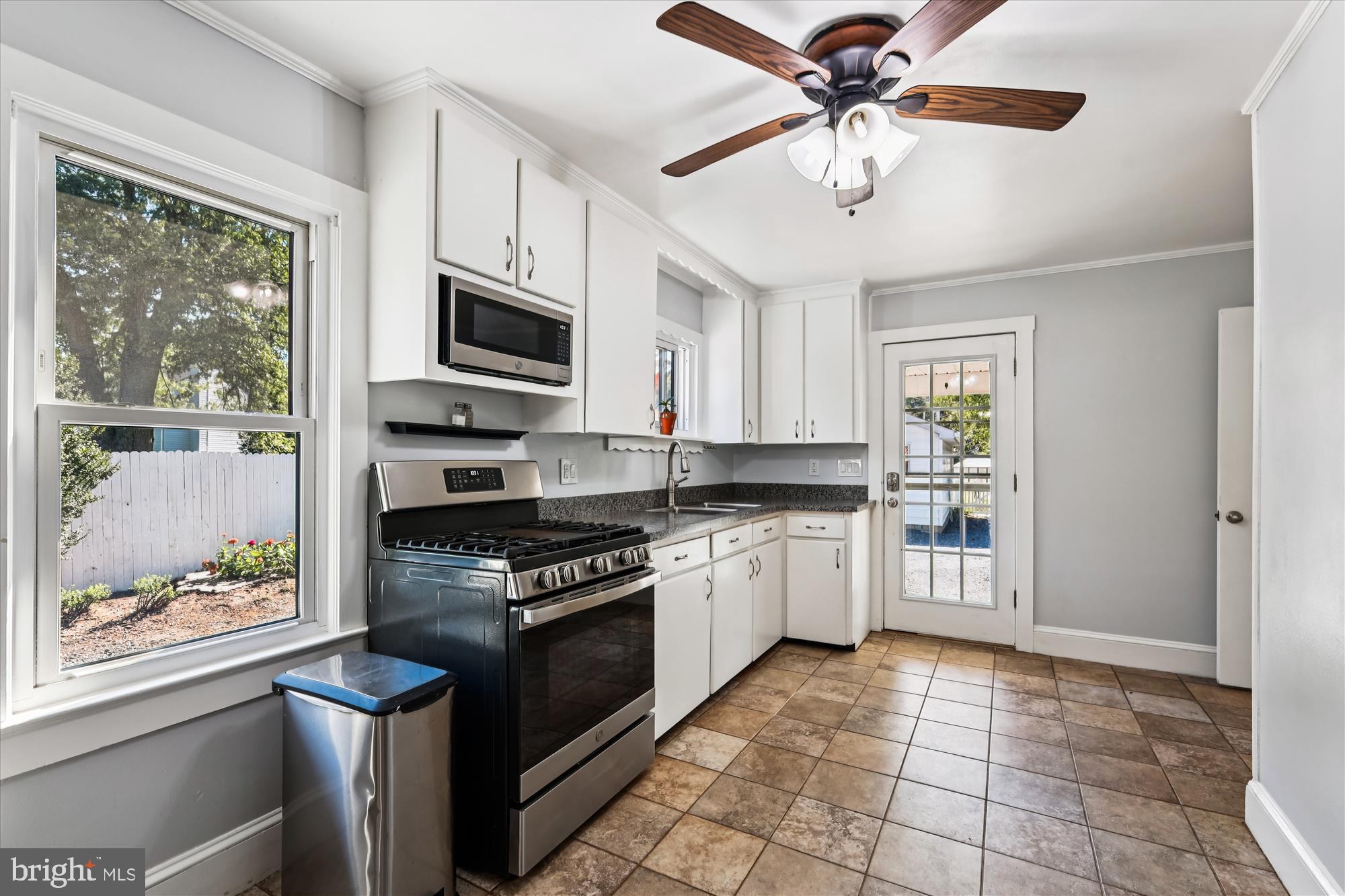 29531 Matthewstown Road Easton, MD 21601 - Photo 11 of 33 Lovely Kitchen