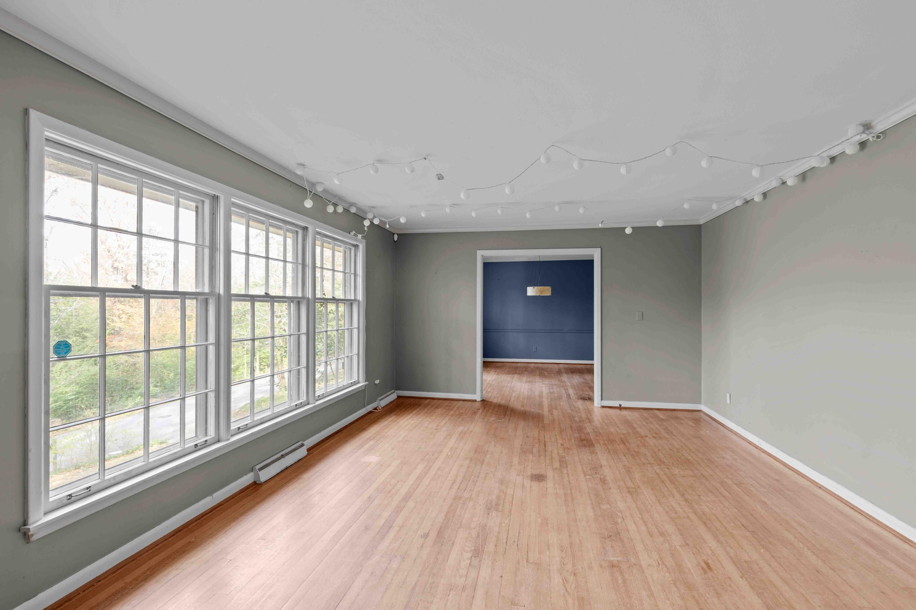 310 Green Gorge Road Signal Mountain, TN 37377 - Photo 22 of 45 Interior-12
