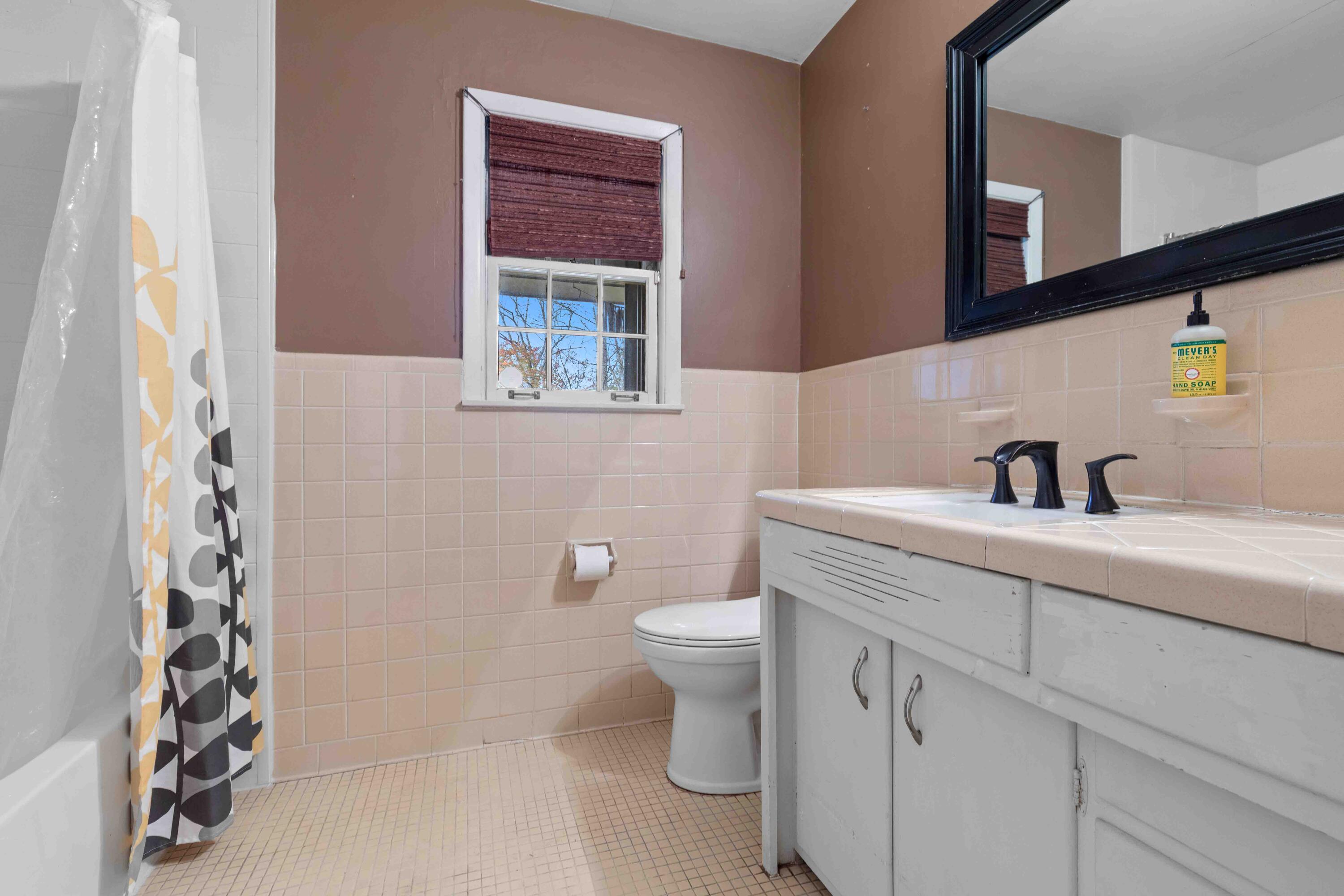 310 Green Gorge Road Signal Mountain, TN 37377 - Photo 29 of 45 Interior-23