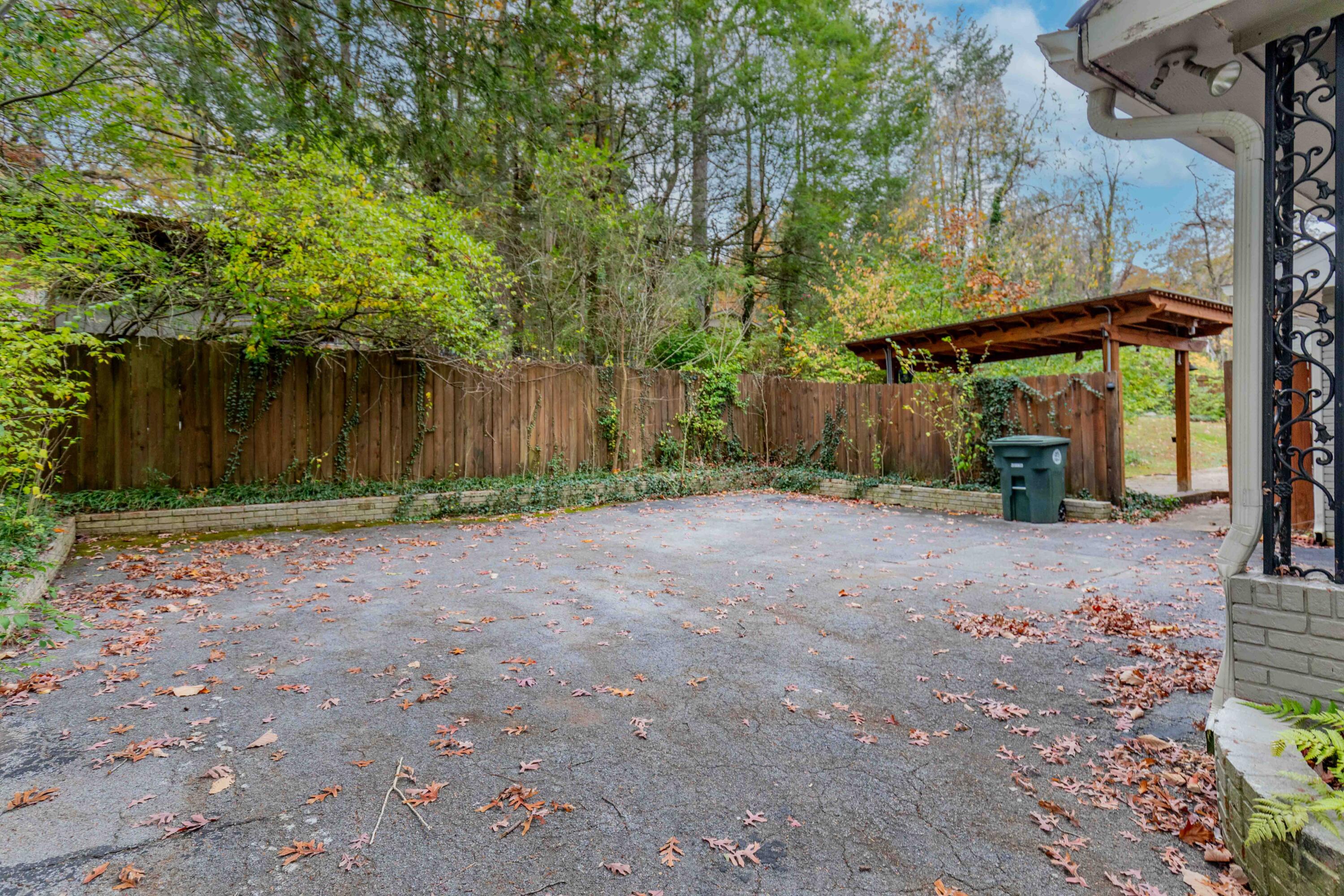 310 Green Gorge Road Signal Mountain, TN 37377 - Photo 5 of 45 Green Gorge-17