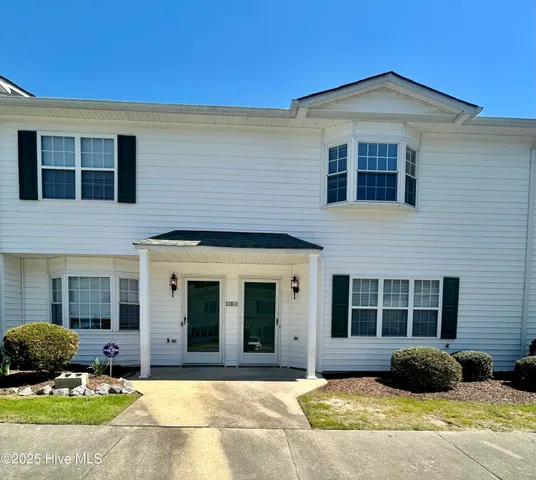 $1,400 | 890 Spring Forest Road, Unit I8, Greenville, NC 27834