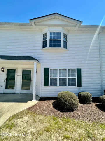 $1,400 | 890 Spring Forest Road, Unit I8, Greenville, NC 27834